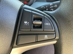 ������®�ɽ���ǽ�ե����ץƥ��֥��롼������ȥ�����ۥ����ƥब��Լ֤Ȥε�Υ��¬�ꤷ�����ꤷ���ִֵ�Υ��Ŭ�ڤ��ݤ��ʤ����®����®�򥵥ݡ��ȡ� 3