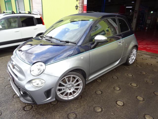 アバルト６９５Ｃ リヴァーレ ベースグレード　日本限定６５台　アクラポビッチマフラー付（3枚目）