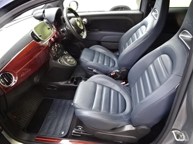 アバルト６９５Ｃ リヴァーレ ベースグレード　日本限定６５台　アクラポビッチマフラー付（9枚目）