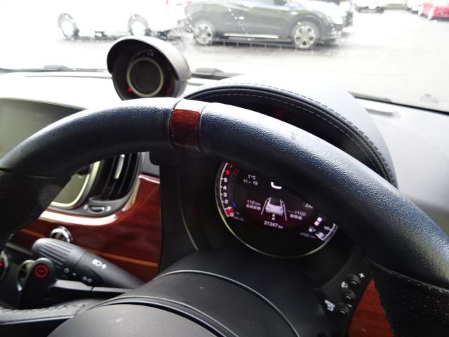 アバルト６９５Ｃ リヴァーレ ベースグレード　日本限定６５台　アクラポビッチマフラー付（12枚目）