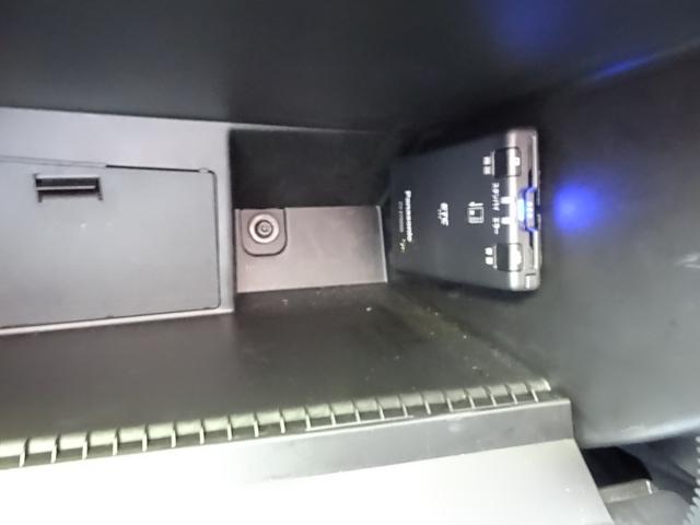 アバルト６９５Ｃ リヴァーレ ベースグレード　日本限定６５台　アクラポビッチマフラー付（14枚目）