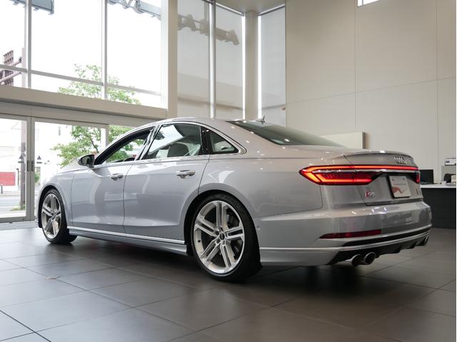 アウディ ｓ８ ベースグレード 認定中古車 左ハンドル 1380 0万円 令和3年 21年 広島県 中古車 価格 Com