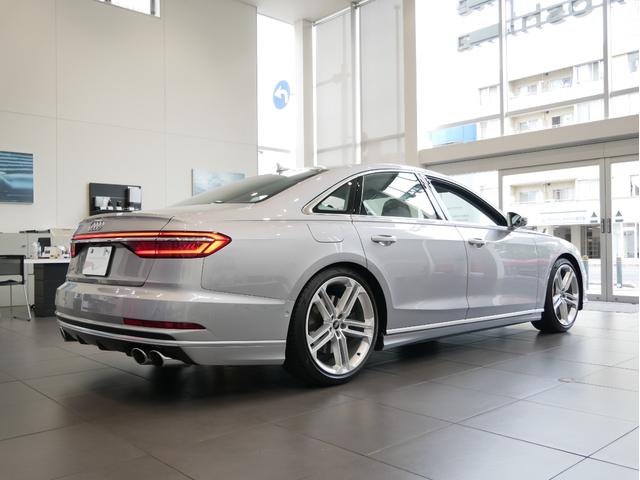 ｓ８ アウディ ベースグレード 認定中古車 左ハンドルの中古車詳細 中古車検索ならkurutown クルタウン