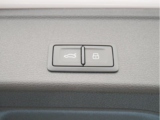Ａ４アバント ３５ＴＤＩ　Ｓライン　認定中古車　コンフォートパッケージ　ＳＬＩＮＥｐｌｕｓパッケージ　ＴＶチューナー　マトリクスＬＥＤヘッドライト　サラウンドビューカメラ　シート、エクステリアミラーメモリー　アンビエントライト（21枚目）