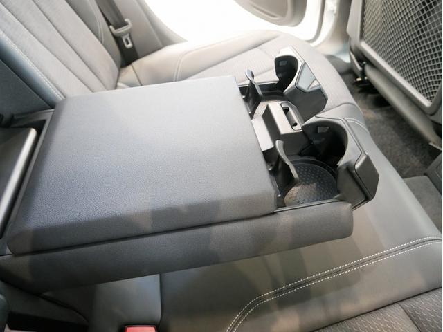 Ａ４アバント ３５ＴＤＩ　Ｓライン　認定中古車　コンフォートパッケージ　ＳＬＩＮＥｐｌｕｓパッケージ　ＴＶチューナー　マトリクスＬＥＤヘッドライト　サラウンドビューカメラ　シート、エクステリアミラーメモリー　アンビエントライト（22枚目）