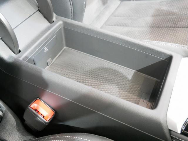 Ａ４アバント ３５ＴＤＩ　Ｓライン　認定中古車　コンフォートパッケージ　ＳＬＩＮＥｐｌｕｓパッケージ　ＴＶチューナー　マトリクスＬＥＤヘッドライト　サラウンドビューカメラ　シート、エクステリアミラーメモリー　アンビエントライト（27枚目）