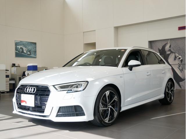 Ａ３ スポーツバック３０ＴＦＳＩ　スポーツ　認定中古車　ＳＬＩＮＥダイナミックリミテッド　（３７５台限定車）　アシスタンスパッケージ　Ａｕｄｉｓｐｏｒｔ１８インチアルミホイール　ＴＶ　マトリクスＬＥＤヘッドライト　バーチャルコックピット（3枚目）