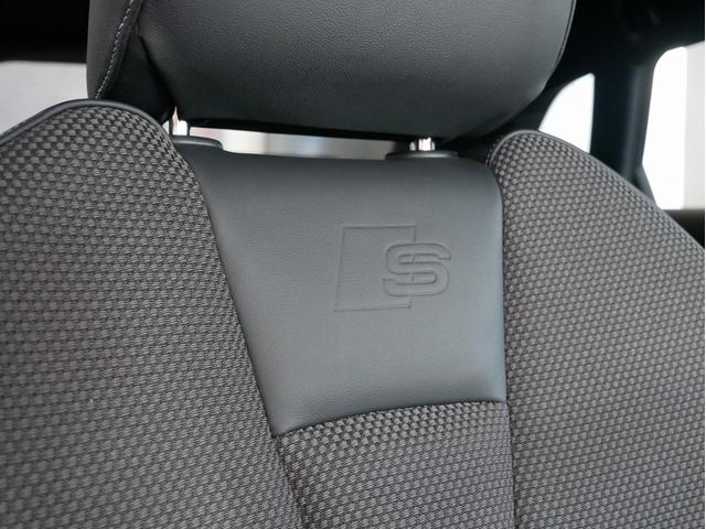 Ａ３ スポーツバック３０ＴＦＳＩ　スポーツ　認定中古車　ＳＬＩＮＥダイナミックリミテッド　（３７５台限定車）　アシスタンスパッケージ　Ａｕｄｉｓｐｏｒｔ１８インチアルミホイール　ＴＶ　マトリクスＬＥＤヘッドライト　バーチャルコックピット（49枚目）