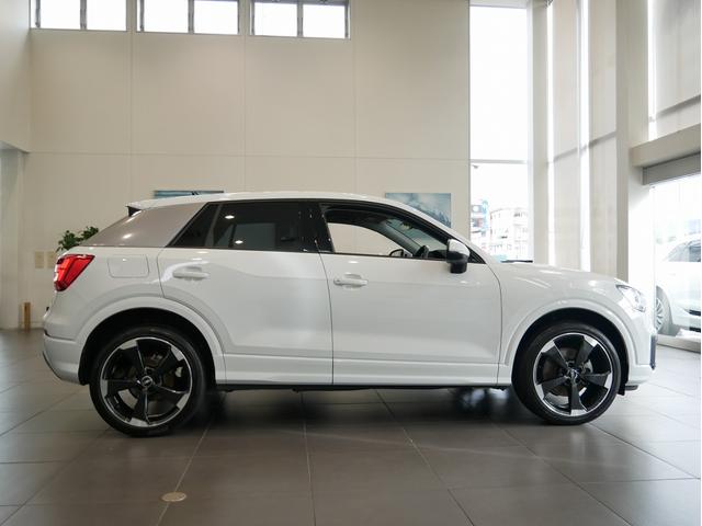 Ｑ２ ３０ＴＦＳＩスポーツ　認定中古車　ハッシュタグパッション　（３００台限定車）　アシスタンスパッケージ　ナビゲーションパッケージ　オートマチックテールゲート　Ａｕｄｉｓｐｏｒｔ１９インチアルミホイール　スマホインターフェース（8枚目）