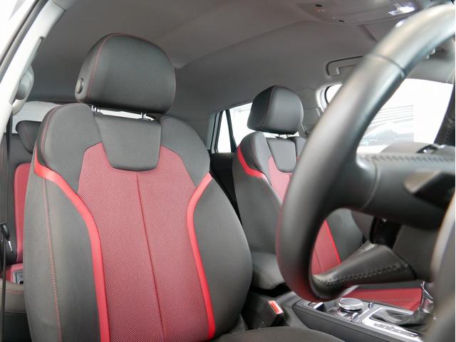 Ｑ２ ３０ＴＦＳＩスポーツ　認定中古車　ハッシュタグパッション　（３００台限定車）　アシスタンスパッケージ　ナビゲーションパッケージ　オートマチックテールゲート　Ａｕｄｉｓｐｏｒｔ１９インチアルミホイール　スマホインターフェース（10枚目）
