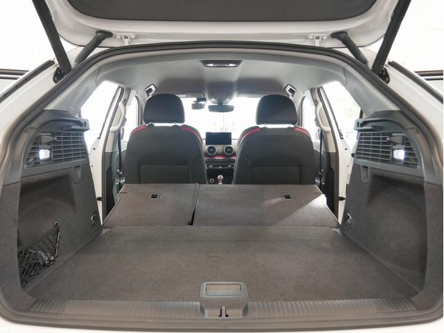 Ｑ２ ３０ＴＦＳＩスポーツ　認定中古車　ハッシュタグパッション　（３００台限定車）　アシスタンスパッケージ　ナビゲーションパッケージ　オートマチックテールゲート　Ａｕｄｉｓｐｏｒｔ１９インチアルミホイール　スマホインターフェース（20枚目）