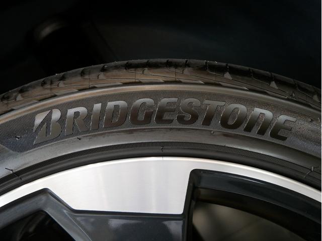 Ｑ２ ３０ＴＦＳＩスポーツ　認定中古車　ハッシュタグパッション　（３００台限定車）　アシスタンスパッケージ　ナビゲーションパッケージ　オートマチックテールゲート　Ａｕｄｉｓｐｏｒｔ１９インチアルミホイール　スマホインターフェース（53枚目）