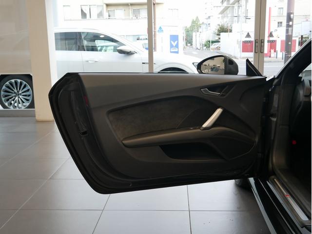 TTクーペ 40TFSI 認定中古車 Slineパッケージ Slineエクステリアパッケージ コンフォートパッケージ マトリクスLEDヘッドライト シートヒーター サイドアシスト(73枚目)