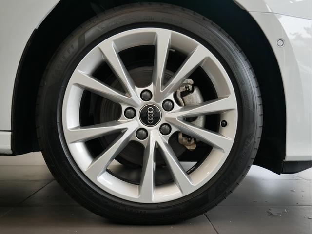 右フロントホイール