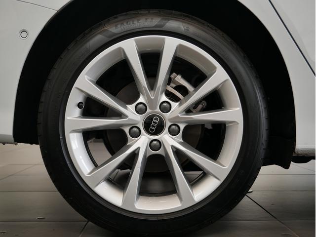 右リヤホイール