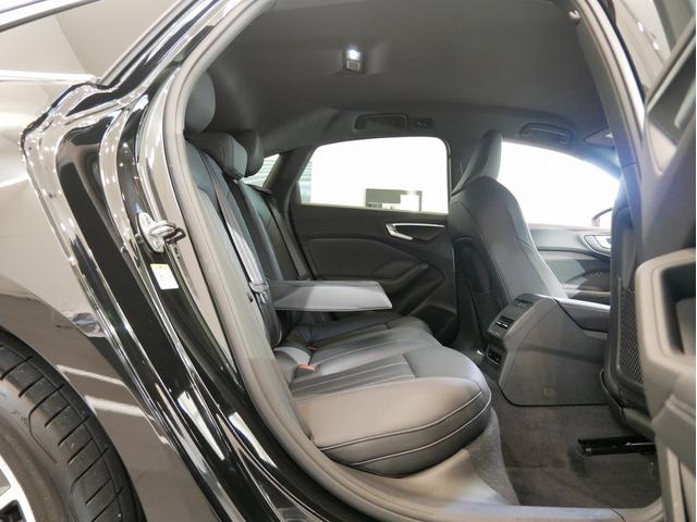 Ａ５ ＴＦＳＩ　１１０ｋＷ　認定中古車　ＳＬＩＮＥパッケージ　テクノロジーパッケージプロ　ライティングパッケージ　アンビエントライト　プライバシーガラス　アコースティックガラス（フロントサイド）ＭＭＩパッセンジャーディスプレイ（13枚目）