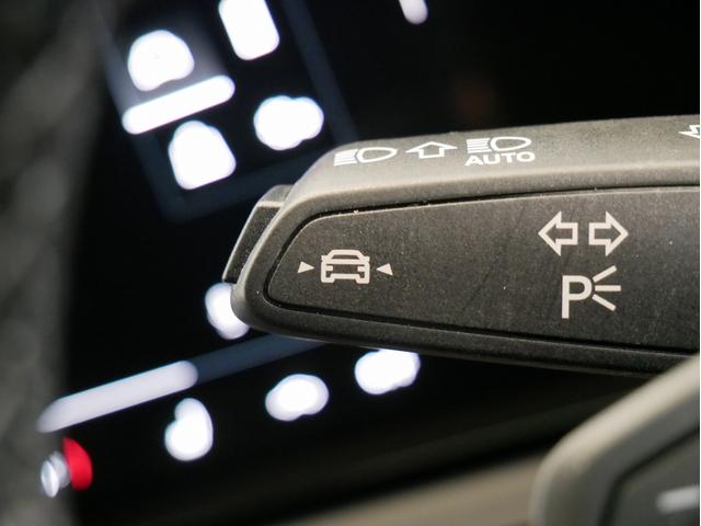 Ａ５ ＴＦＳＩ　１１０ｋＷ　認定中古車　ＳＬＩＮＥパッケージ　テクノロジーパッケージプロ　ライティングパッケージ　アンビエントライト　プライバシーガラス　アコースティックガラス（フロントサイド）ＭＭＩパッセンジャーディスプレイ（32枚目）