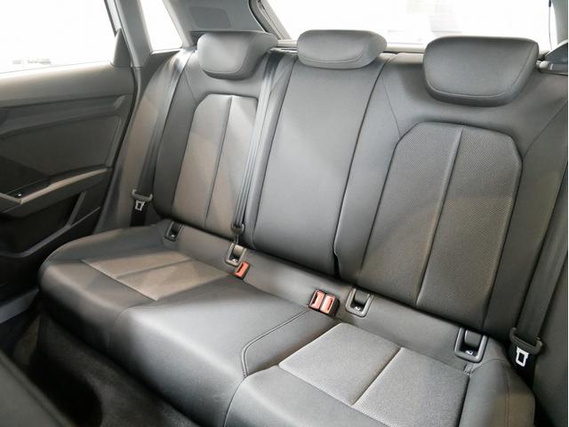 A3 スポーツバック30TFSI 認定中古車 コンビニエンス&アシスタンスパッケージ ナビゲーションパッケージ アドバンストキー シートヒーター アダプティブクルーズコントロール サイドアシスト TVチューナー 48VMHEV(16枚目)