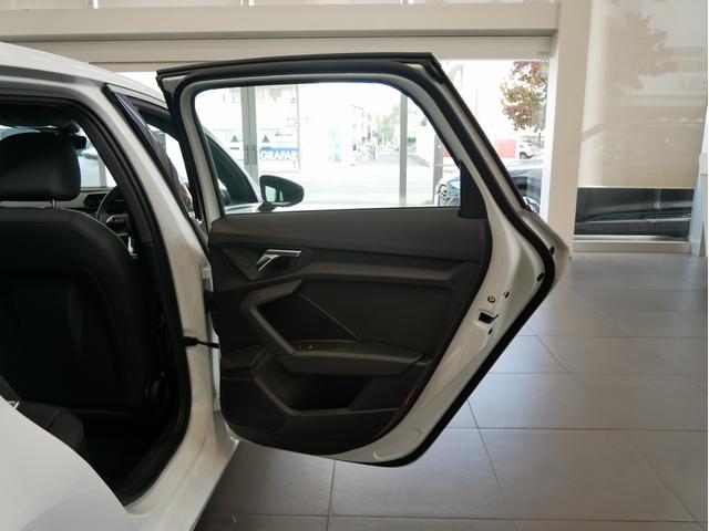 A3 スポーツバック30TFSI 認定中古車 コンビニエンス&アシスタンスパッケージ ナビゲーションパッケージ アドバンストキー シートヒーター アダプティブクルーズコントロール サイドアシスト TVチューナー 48VMHEV(67枚目)