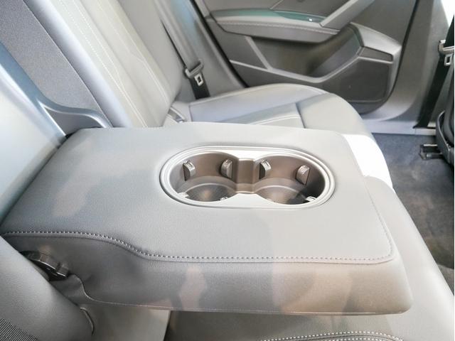 Ａ３ スポーツバック３０ＴＦＳＩ　Ｓライン　認定中古車　ＳＬＩＮＥプラスパッケージ　コンビニエンス＆アシスタンスパッケージ　ナビゲーションパッケージ　マトリクスＬＥＤヘッドライト　テクノロジーパッケージ　プライバシーガラス　パーシャルレザー（22枚目）