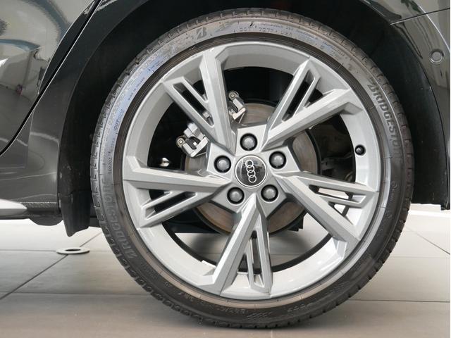 Ａ３ スポーツバック３０ＴＦＳＩ　Ｓライン　認定中古車　ＳＬＩＮＥプラスパッケージ　コンビニエンス＆アシスタンスパッケージ　ナビゲーションパッケージ　マトリクスＬＥＤヘッドライト　テクノロジーパッケージ　プライバシーガラス　パーシャルレザー（67枚目）