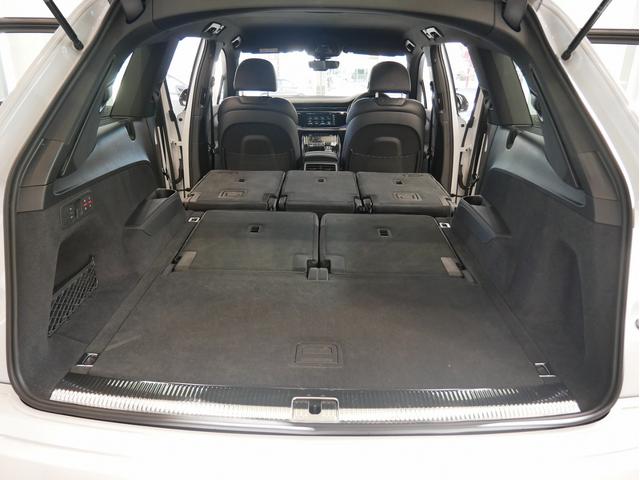 Ｑ７ ５５ＴＦＳＩクワトロ　Ｓライン　認定中古車　ＳＬＩＮＥ　７シーターパッケージ　バルコナレザーシート　アウディドライブセレクト　エアサスペンション　マトリクスＬＥＤヘッドライト　シートメモリー　４ゾーンオートマチックエアコン　ＴＶ（22枚目）