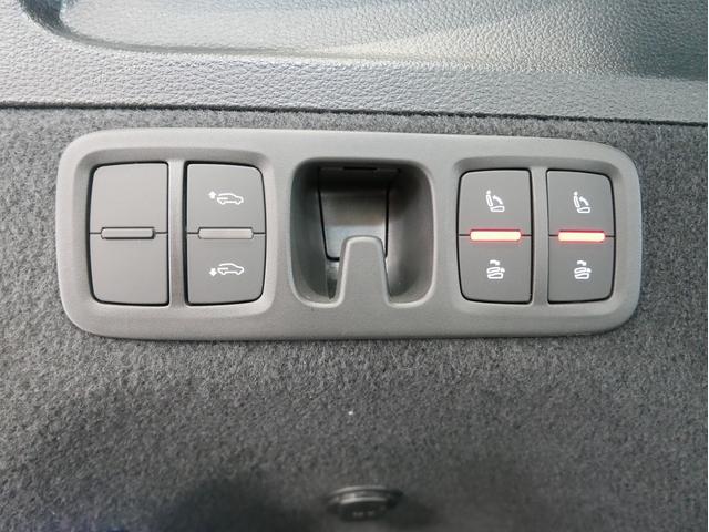 Ｑ７ ５５ＴＦＳＩクワトロ　Ｓライン　認定中古車　ＳＬＩＮＥ　７シーターパッケージ　バルコナレザーシート　アウディドライブセレクト　エアサスペンション　マトリクスＬＥＤヘッドライト　シートメモリー　４ゾーンオートマチックエアコン　ＴＶ（23枚目）