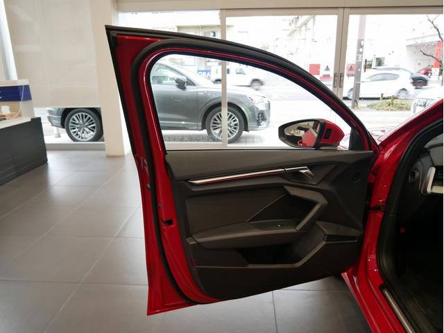 Ａ３ スポーツバック３０ＴＦＳＩアドバンスド　認定中古車　コンビニエンス＆アシスタンスパッケージ　テクノロジーパッケージ　ナビゲーションパッケージ　スマートフォンインターフェース　ワイヤレスチャージング　シートヒーター（フロント）　ＴＶチューナー（70枚目）