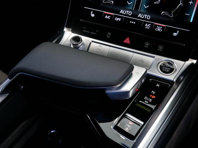 e-トロン 55クワトロ Sライン 認定中古車 サイレンスパッケージ バーチャルエクステリアミラー プライバシーガラス アコースティックガラス Bang&Olufsen3Dサウンドシステム パワークロージングドア TVチューナー(20枚目)