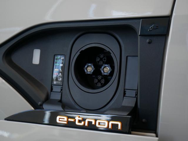 e-トロン 55クワトロ Sライン 認定中古車 サイレンスパッケージ バーチャルエクステリアミラー プライバシーガラス アコースティックガラス Bang&Olufsen3Dサウンドシステム パワークロージングドア TVチューナー(55枚目)