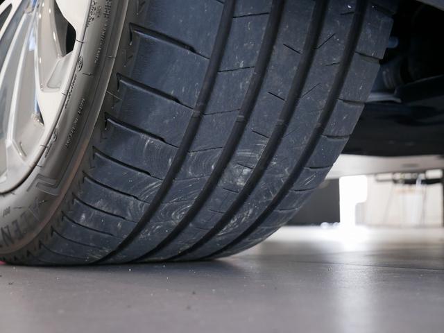 e-トロン 55クワトロ Sライン 認定中古車 サイレンスパッケージ バーチャルエクステリアミラー プライバシーガラス アコースティックガラス Bang&Olufsen3Dサウンドシステム パワークロージングドア TVチューナー(74枚目)