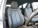 ４０ｅ－トロン　アドバンスド　認定中古車　ａｄｖａｎｃｅｄインテリアプラスパッケージ　マトリクスＬＥＤヘッドライト　パーシャルレザー　アンビエントライト　シートヒーター　オートマチックテールゲート　スマホインターフェース（10枚目）