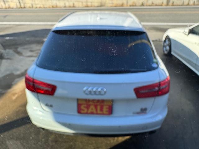 隣接自社整備工場完備！！安心の３カ月３０００ｋｍの無料保証もお付けしております！！