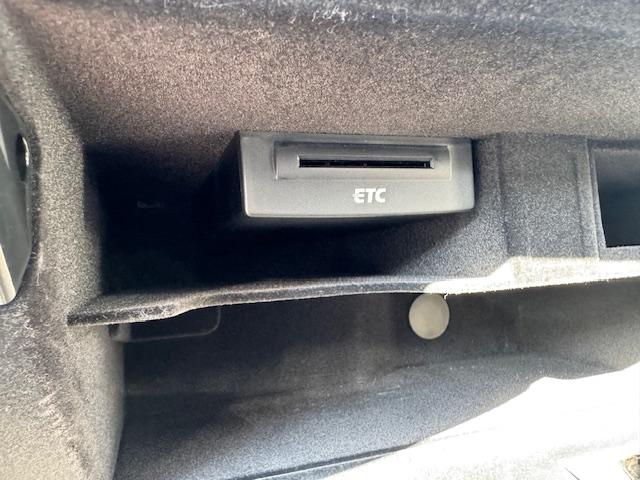 ＥＴＣ付きです。これで高速道路の料金所もスムーズに通過できます。