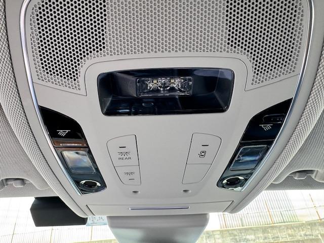 隣接自社整備工場完備！！社外部品の取り付けも承ります！！