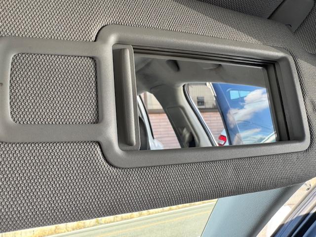 隣接自社整備工場完備！！安心の３カ月３０００ｋｍの無料保証もお付けしております！！