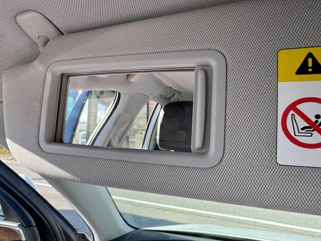 隣接自社整備工場完備！！社外部品の取り付けも承ります！！