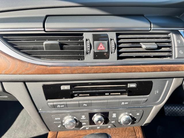 隣接自社整備工場完備！！社外部品の取り付けも承ります！！