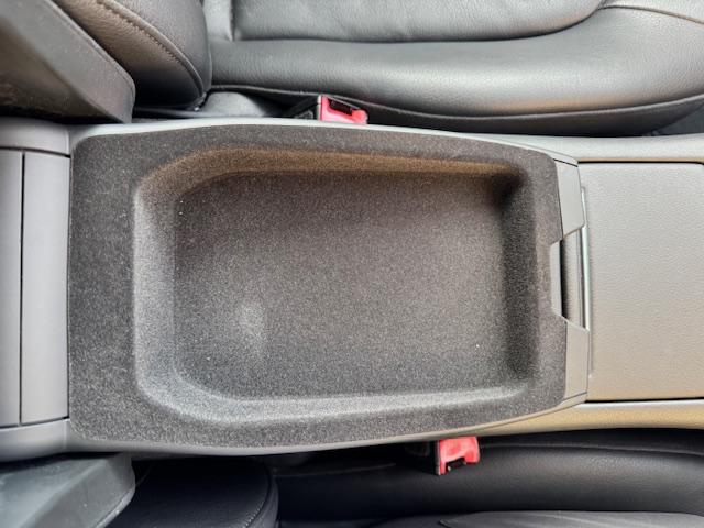 隣接自社整備工場完備！！安心の３カ月３０００ｋｍの無料保証もお付けしております！！