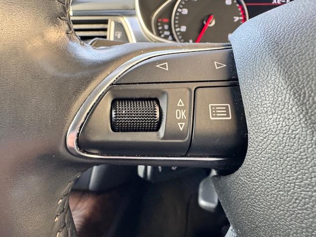 隣接自社整備工場完備！！安心の３カ月３０００ｋｍの無料保証もお付けしております！！