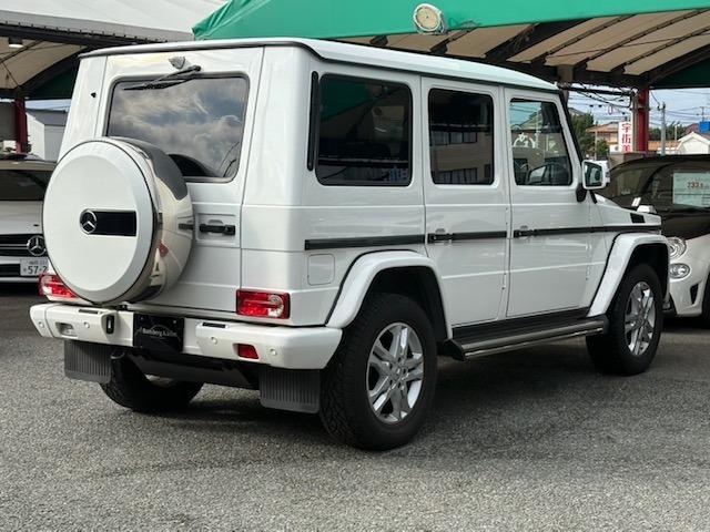 Ｇクラス Ｇ３５０ｄ　ラグジュアリーＰＫＧ　パワーシート　サンルーフ　純正ナビ地デジ　ＥＴＣ　ハーマンカートンサウンド　パドルシフト　全席シートヒーター　取説記録簿付き　スペアキー（8枚目）