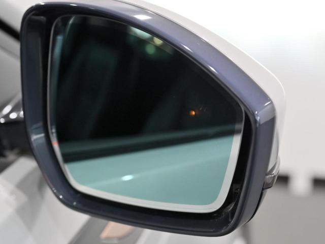Ｒ－ダイナミック　Ｓ　フルセグＴＶ　シートヒーター　１８インチフル液晶メーター　アップルカープレイ　アンドロイドオートクリアサイト・インテリア・リアビューミラー　プライバシーガラス　１０ウェイフロントシート(12枚目)