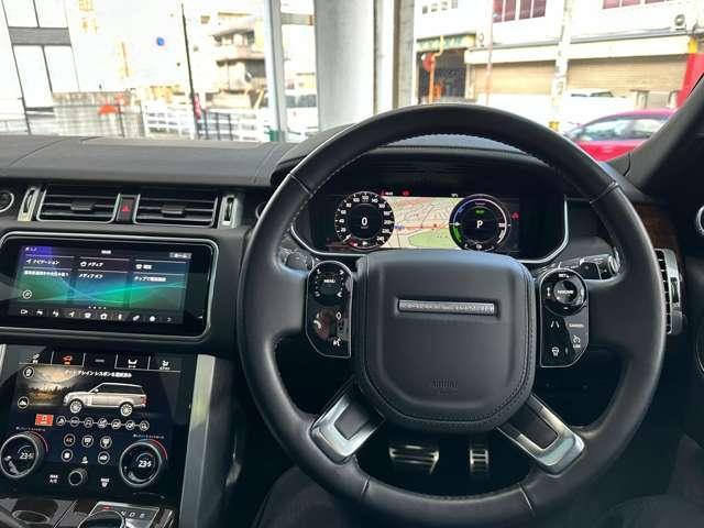 レンジローバー ヴォーグ　３００ＰＳ　ワンオーナー　プラグインハイブリッド　レーンデパーチャーワーニング・キープアシスト　ヘッドアップディスプレイ　ハンズフリーパワーテールゲート　ＭｅｒｉｄｉａｎサラウンドサウンドシステムＴＶ／ＤＶＤ（3枚目）
