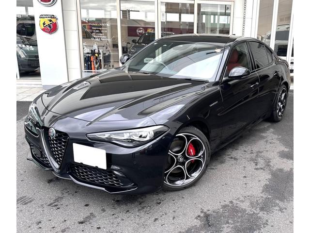 ジュリア ヴェローチェ 認定中古車 ディーラー車 純正19インチアルミホイール レッドレザーシート キセノンヘッドライト 純正ナビ パワーシート シートヒーター パドルシフト ディスプレイオーディオ スマートキー(6枚目)