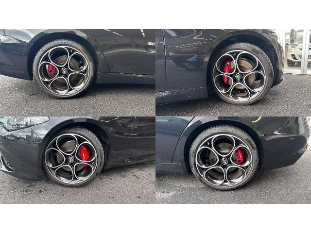 ジュリア ヴェローチェ 認定中古車 ディーラー車 純正19インチアルミホイール レッドレザーシート キセノンヘッドライト 純正ナビ パワーシート シートヒーター パドルシフト ディスプレイオーディオ スマートキー(10枚目)