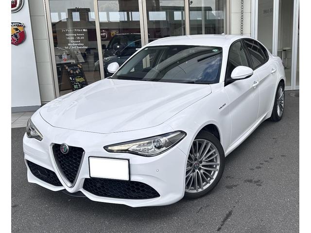 ジュリア ヴェローチェ ディーラー車 認定中古車 レザーシート 純正18インチアルミホイール キセノンヘッドライト アップルカープレイ アンドロイドオート パーキングセンサー バックカメラ パドルシフト(6枚目)