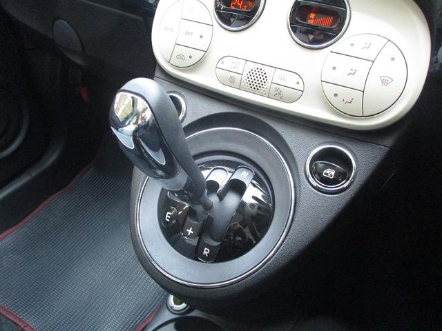 500 エレガンツァ 認定中古車 ディーラー車 限定モデル 純正ディスプレイオーディオ アップルカープレイ アンドロイドオート Bluetooth USB ガラスルーフ 純正15インチアルミホイール キーレス(16枚目)