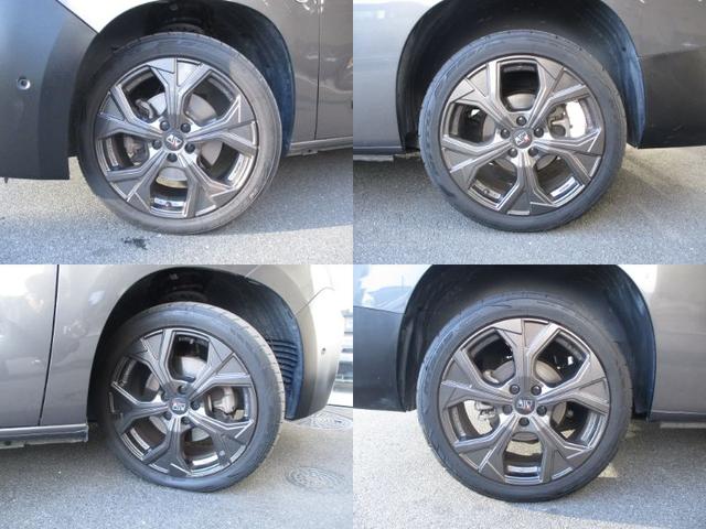 ドブロ マキシ　５　認定中古車　新車保証継承　１００台限定　社外１８インチアルミ　スマートキー　純正ディスプレイオーディオ　ＬＥＤヘッドライト　ルーフレール　アイドリングストップ　アップルカープレイ　アンドロイドオート（10枚目）