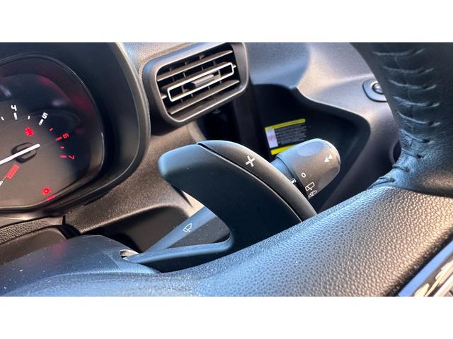 ドブロ マキシ　５　認定中古車　新車保証継承　１００台限定　社外１８インチアルミ　スマートキー　純正ディスプレイオーディオ　ＬＥＤヘッドライト　ルーフレール　アイドリングストップ　アップルカープレイ　アンドロイドオート（13枚目）