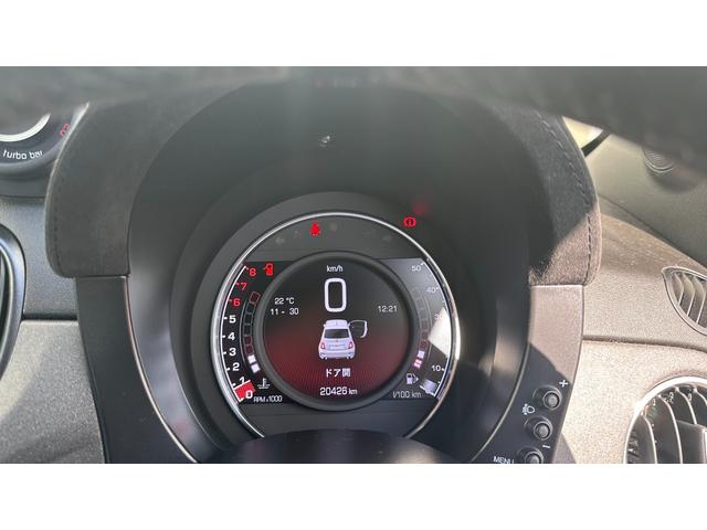 アバルト595 コンペティツィオーネ 認定中古車 RHD MT車 キセノンヘッドライト 純正ディスプレイオーディオ アップルカープレイ アンドロイドオート Bluetooth レコードモンツァマフラー 純正17インチAW サベルトシート(18枚目)